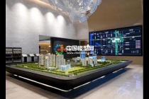 售樓部里的區(qū)位沙盤材質(zhì)各異，不同風(fēng)格而定